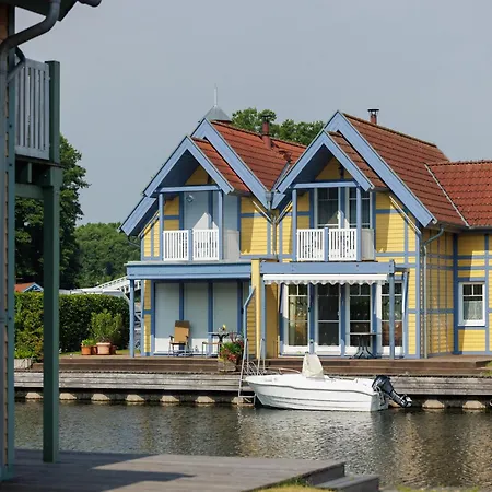 Hébergement de vacances Cozy Holiday Near The Lake In