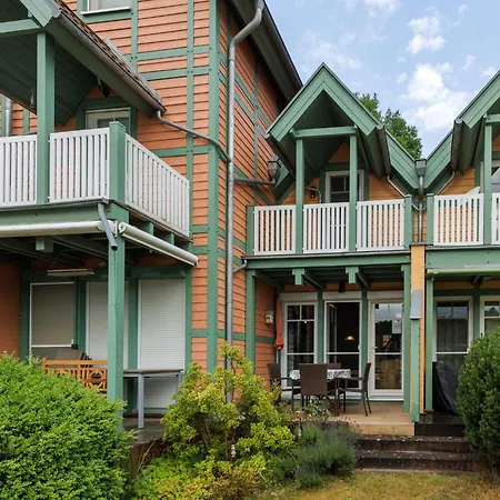 Cozy Holiday Near The Lake In Ferienhaus Rheinsberg