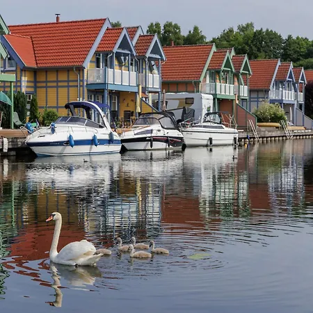 Cozy Holiday Near The Lake In Hébergement de vacances